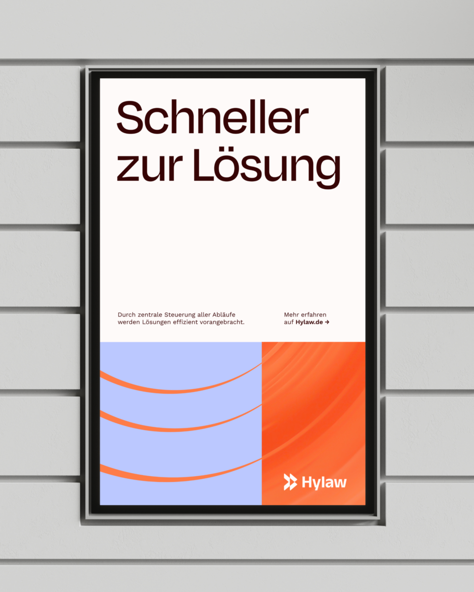 Hylaw Plakatkampagne mit der Headline „Schneller zur Lösung" als Out-of-Home-Anwendung